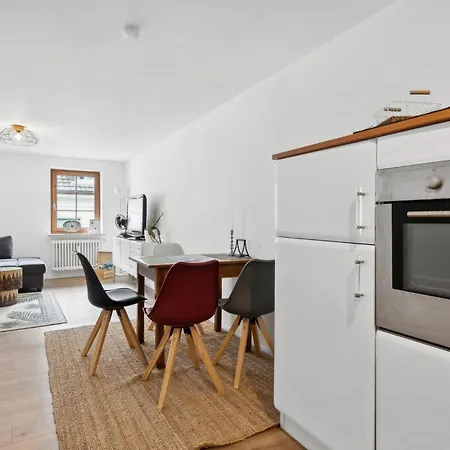 Stunning In Radolfzell * 라돌프젤암보덴시