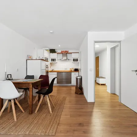 Stunning In Radolfzell 아파트 *